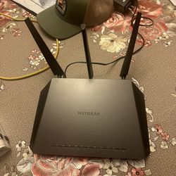 Netgear Nighthawk R6900
