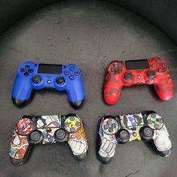 PS4 CONTROLLERS 