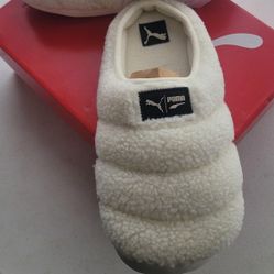 PUMA SLIPPERS WHITE 10"