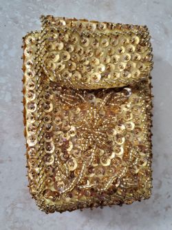Gold sequins cigarettes case