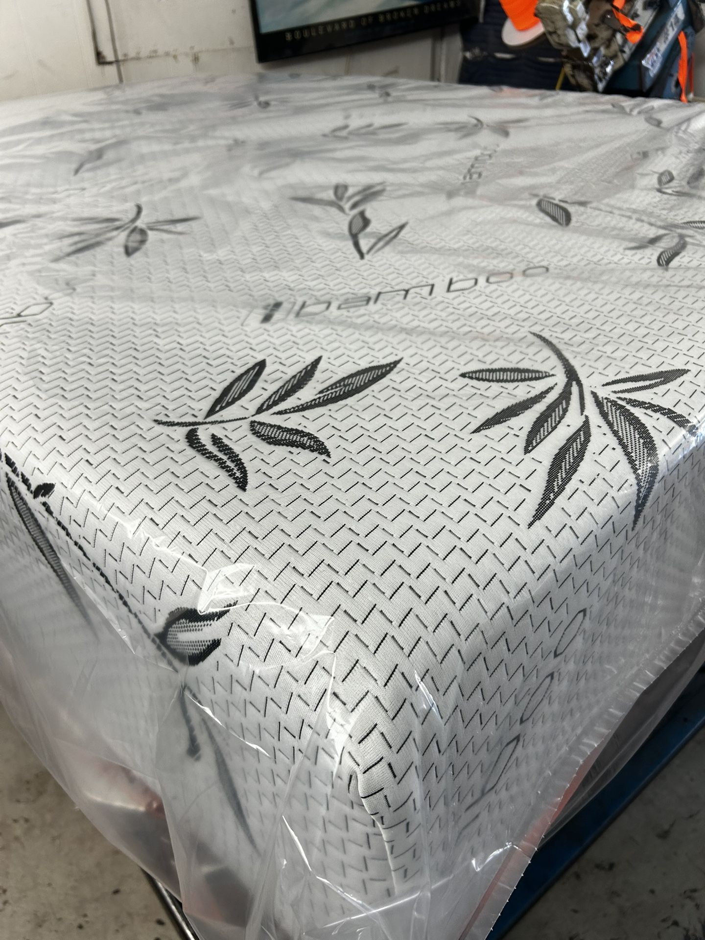 King Plush Pillow Top