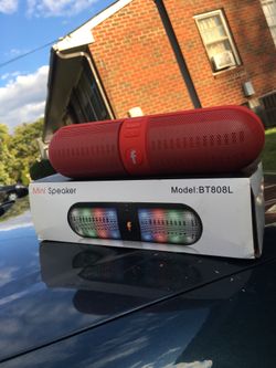 Bluetooth speaker model : bt808l, red