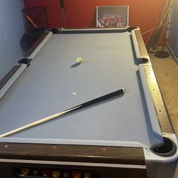 Gotham Pool Table