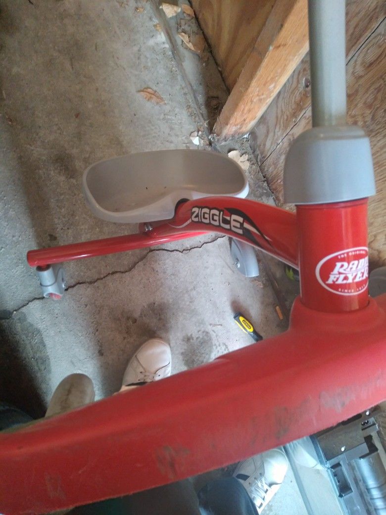 Radio Flyer Ziggle