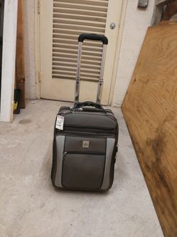 Traveling Bag on a wheel.please see my other offers
