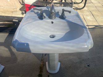 Bathroom sink