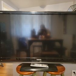 46in Toshiba Regza HD TV