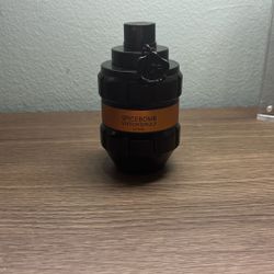 Viktor & Rolf’s Spicebomb Extreme