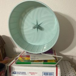 12 Inch Diameter Hamster Wheel - Full Cheeks