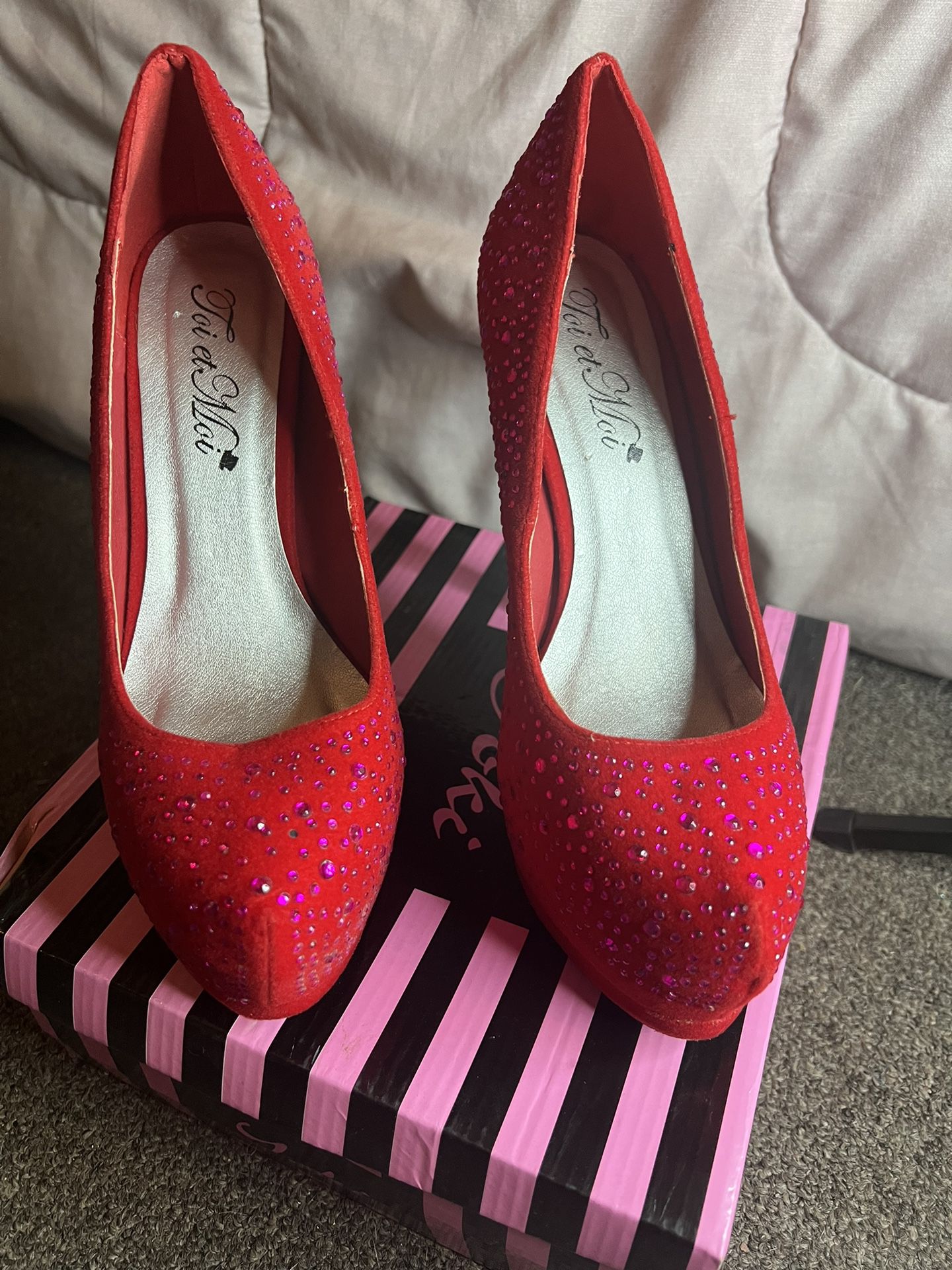 Red Rhinestone High heels 