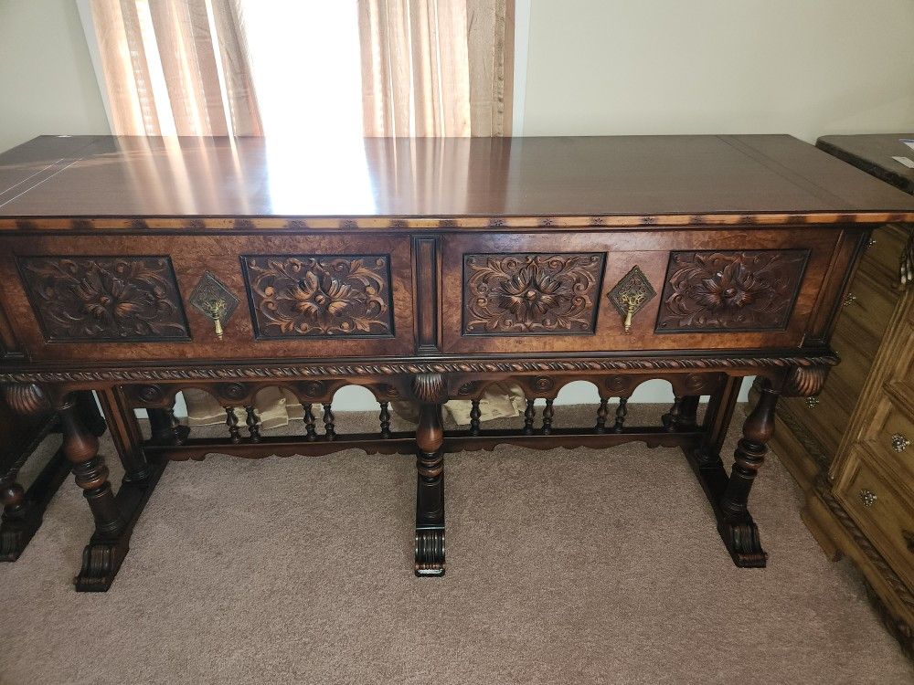 Early 20th Century Antique Berkey And Gay Buffet Server Sideboard And Table And Chairs