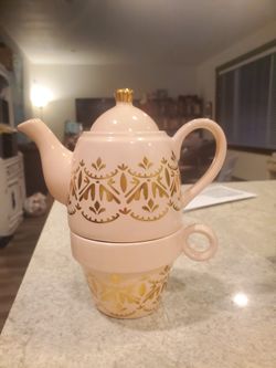 Small Teapot With Cup