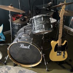 Pearl Drum kit- You Know You Want It 🤑