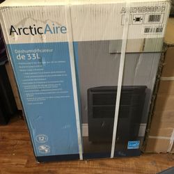 Brand new in box Danby dehumidifier 70 pint. Arctic aire