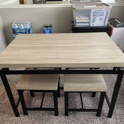 5 Piece Dining Room Table Set