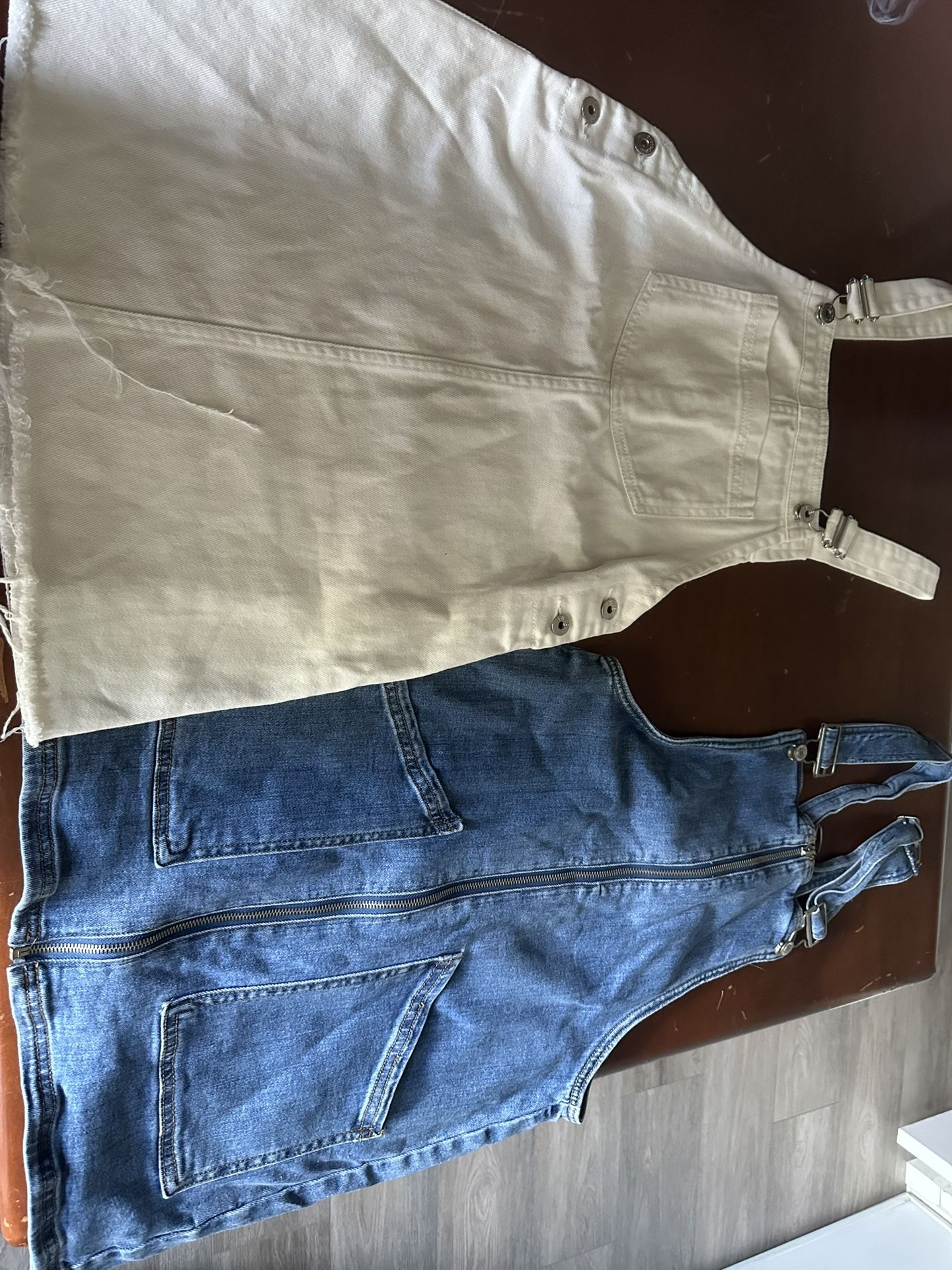 Denim Dresses, White Size 4, Blue Medium, In Excellent Condition. $ 10, No Holds, Trades Or Deliveries, Same Day Pu