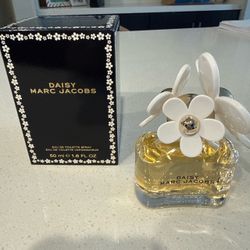 Marc Jacobs Perfume