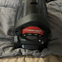 BILT BATTERY WITH BATTERY CHARGER 