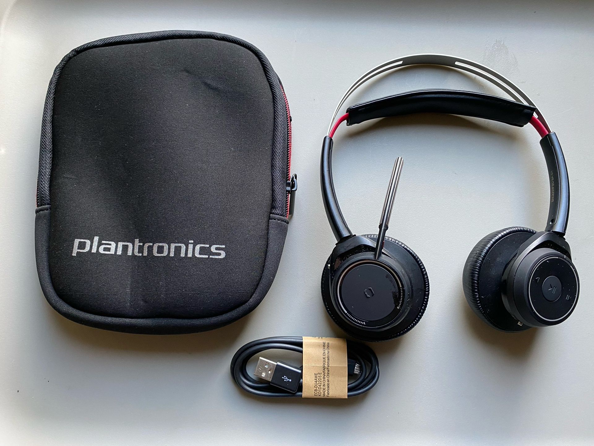 Plantronics PLT Focus Wireless Headset 