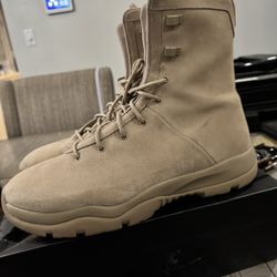 Jordan Future Boots 