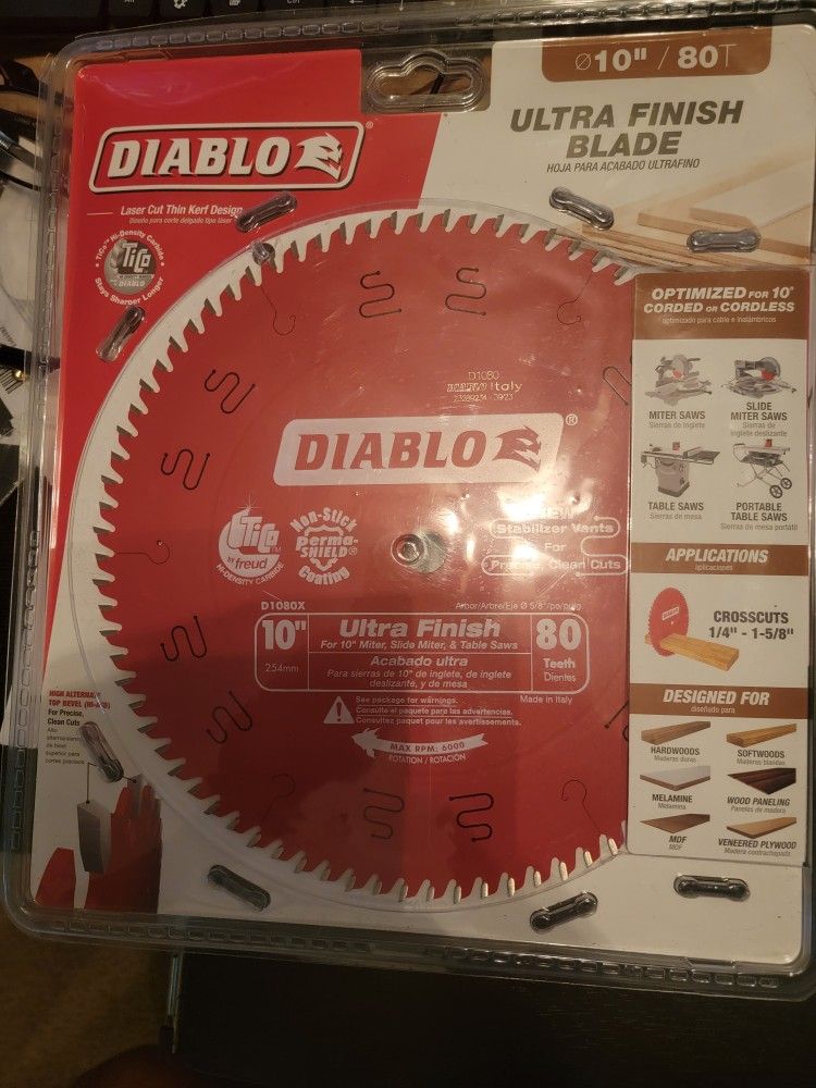 Diablo 10" 80 T Ultra Finish Blade.