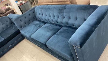 ASHLEY FURNITURE JOSANNA NAVY SOFA