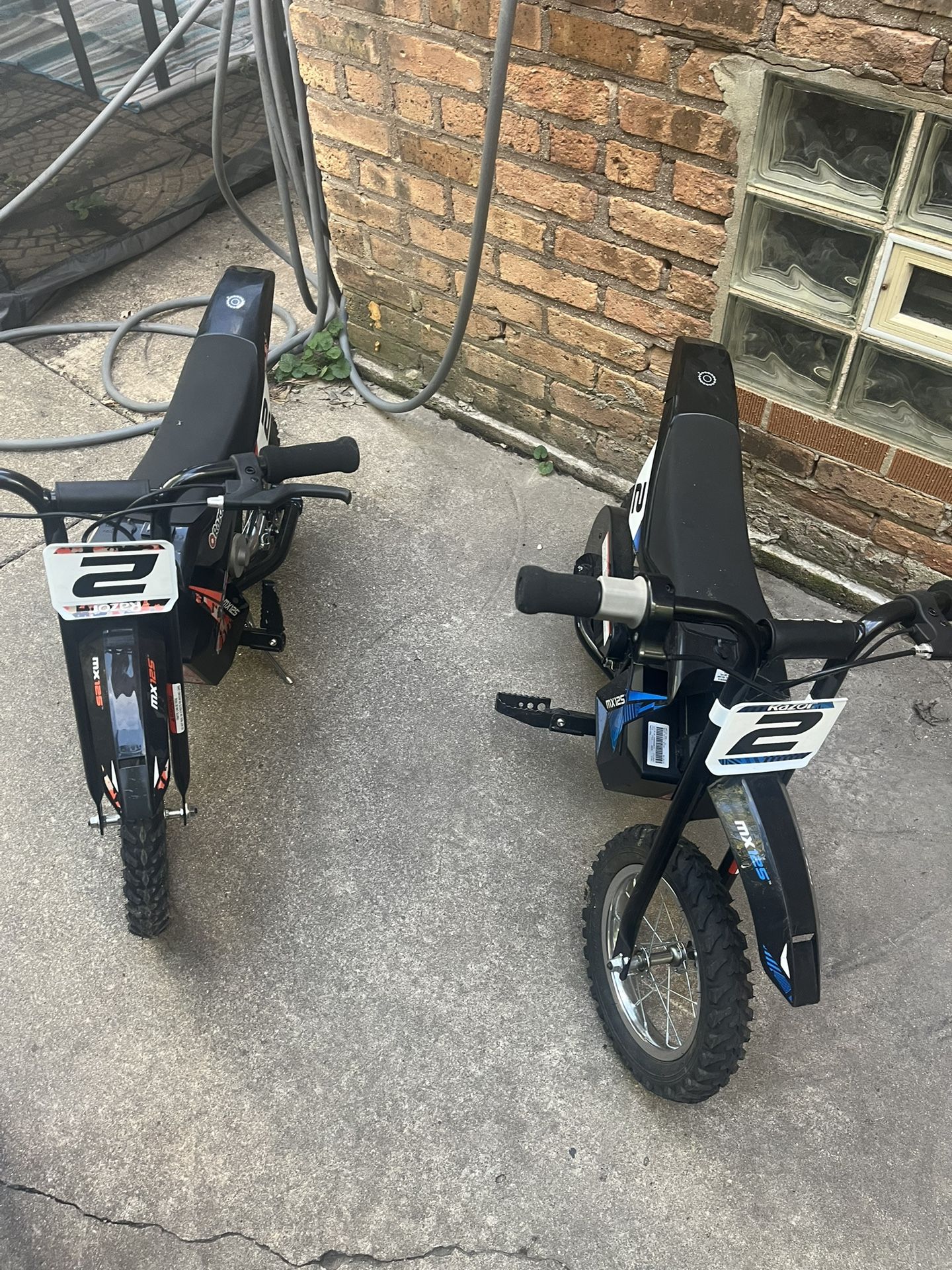 Razor Dirt Bikes