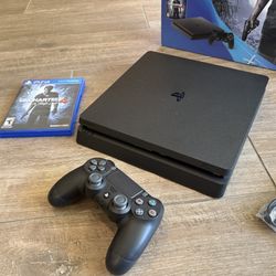 PS4 Uncharted 4 Bundle