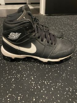 Youth Jordan Cleats