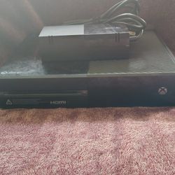 Xbox One And Controller 