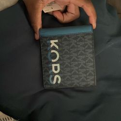 Micheal Kors Wallet Authentic