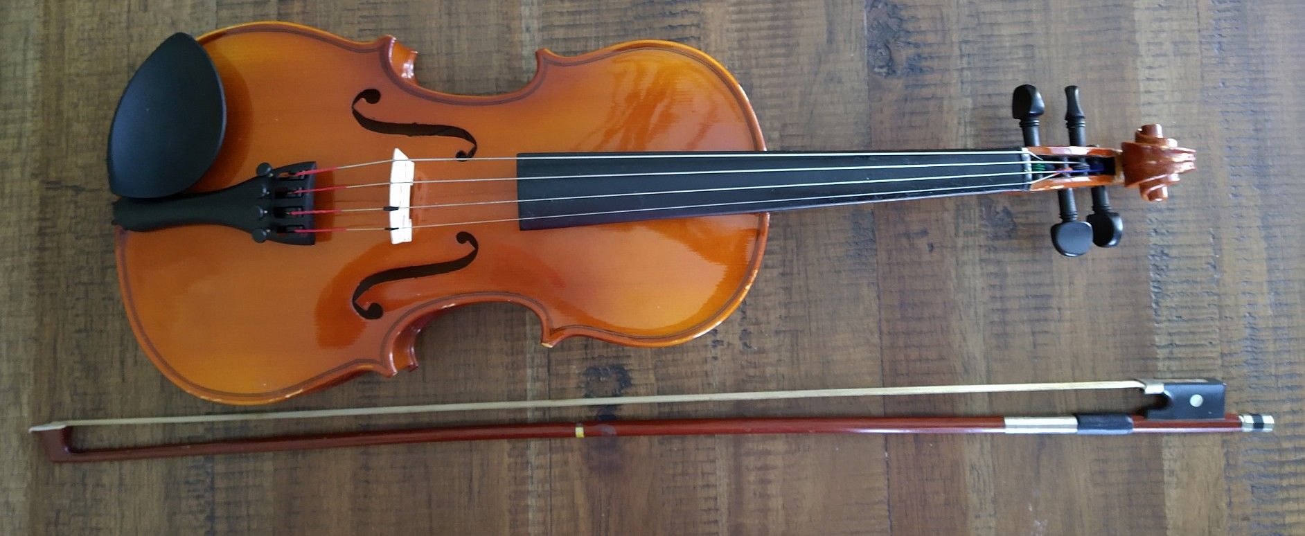 Violin VN-2/4 Stagg, student violin.