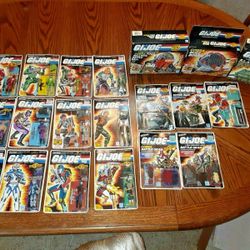 Collector seeking vintage old GI Joe toys dolls and action figures accessories 1960s 70s 80s g.i. Joes toy figure collector 