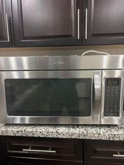 Whirlpool Over-The-Range Microwave 1.9 cu. ft. (Stainless Steel) Excellent Condition