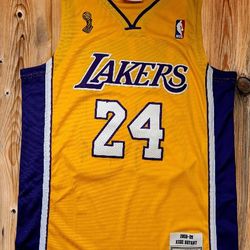 Los Angeles Lakers Jersey Kobe Bryant 