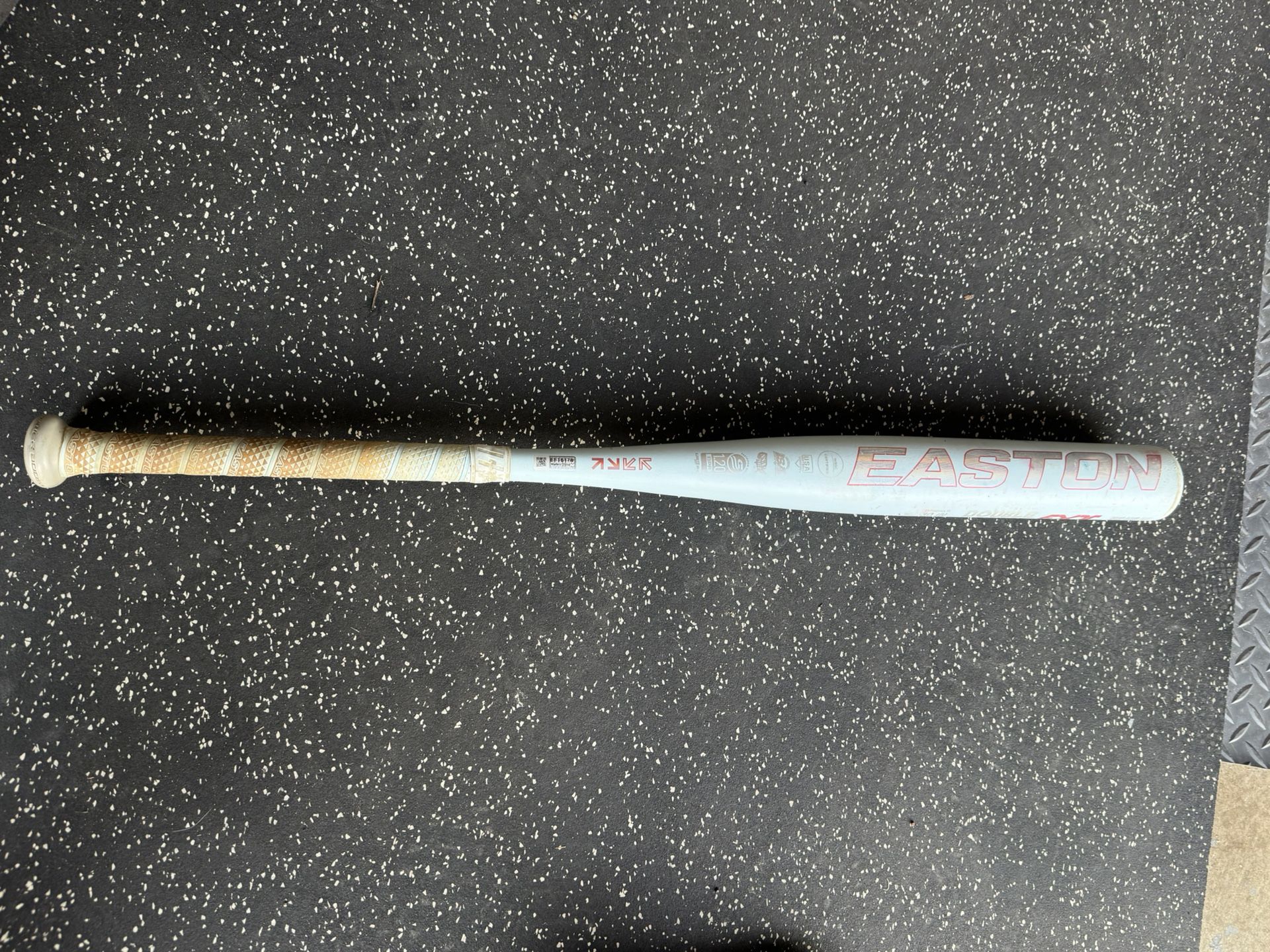 Easton Ghost Unlimited Fastpitch Bat