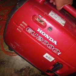 Honda EU2000i Gas Generator 