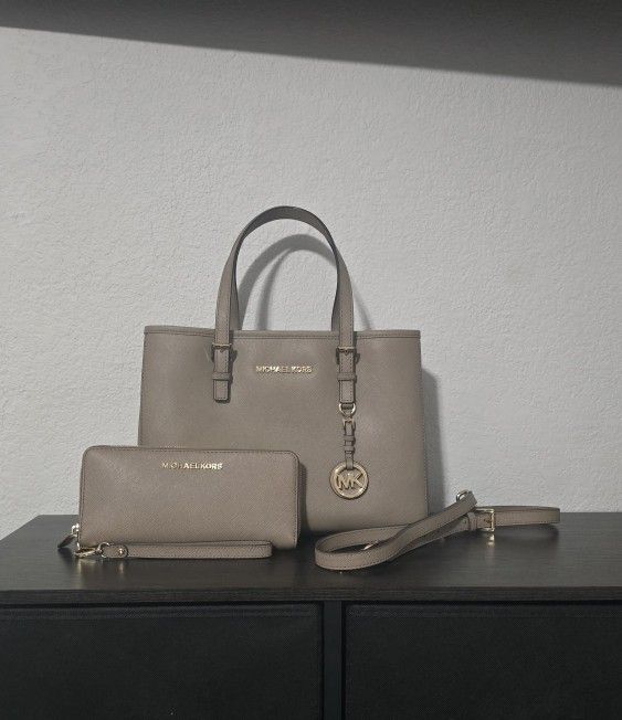 Michael Kors Purse Handbag & Wristlet Wallet