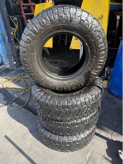 16”inch tires 265/75/16 NITTO RIDGE GRAPPLER