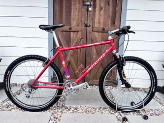 48cm Beautiful Vintage Specialized RockHopper Mountain Bike With Upgrades