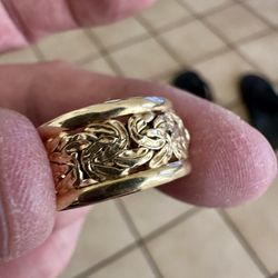 14KT GOLD RING 