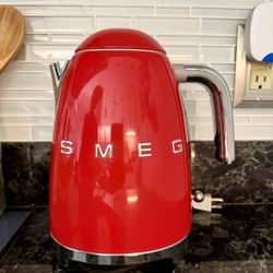 Smeg Electric Kettle