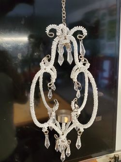 Fancy tea candle light chandeliers