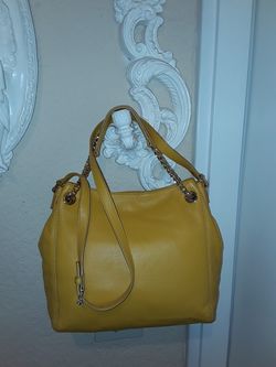 Michael kors leather handbag New!!!