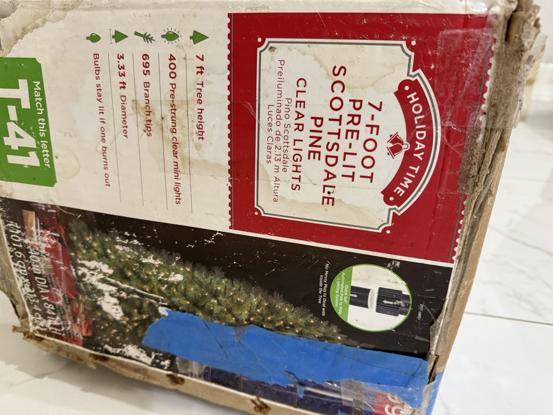  Christmas tree  7-FOOT PRE-LIT SCOTTSDALE PINE CLEAR LIGHTS