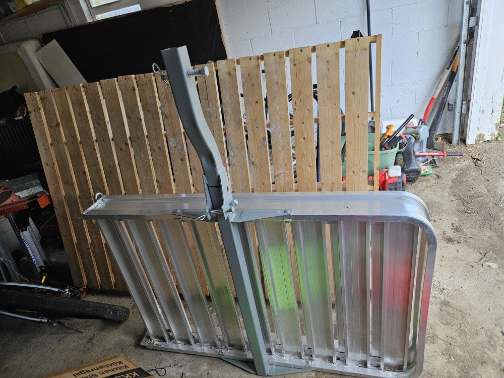 Wheelchair Carrier With Ramp