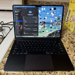 Mac book air 2022 MAXED out