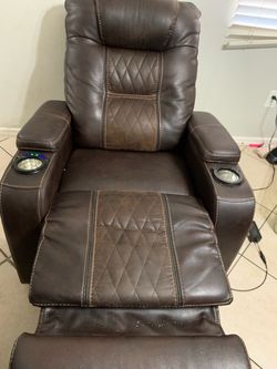 Cozy Power Reclining Sofa Chair
