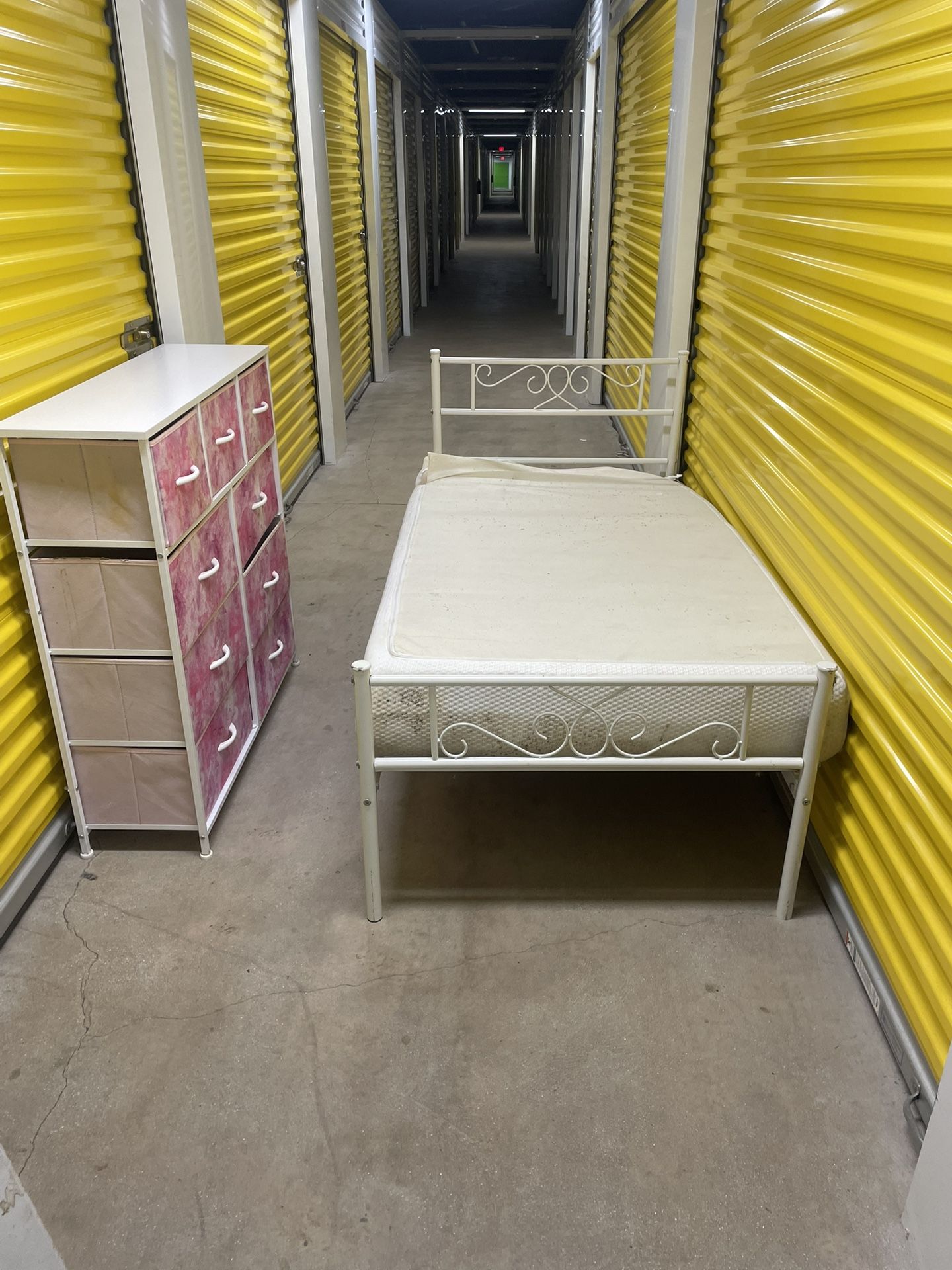 Dresser Frame And Mattress Price Takes All