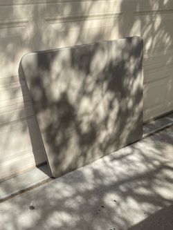 Folding patio table